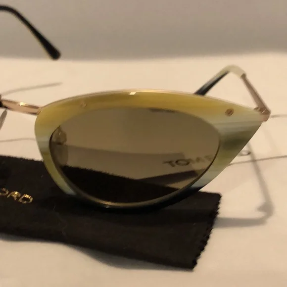✨HP✨ TOM FORD CAT EYE SUNGLASSES - Picture 4 of 14
